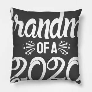 Proud Grandma Of A 2020 Senior Class Of 2020 Funny Quotes,Mom Gift, Father day,Mom, Daughter Gifts,Mother day T-Shirt Pillow