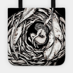 Dreams in the nest Tote