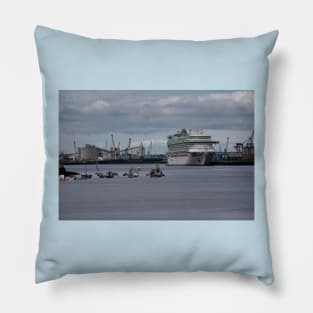 Ships and boats on the River Tyne Pillow