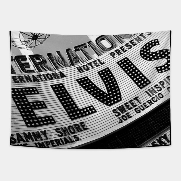 Elvis live in concert Vegas Tapestry by PengellyArt