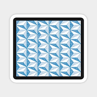 optical triangles (blue and white) Magnet