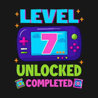 Level 7 Unlocked 7th Birthday Boys Video Game B-day Gift For BOys Kids T-Shirt