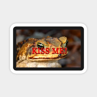 Kiss me toad face mask Magnet