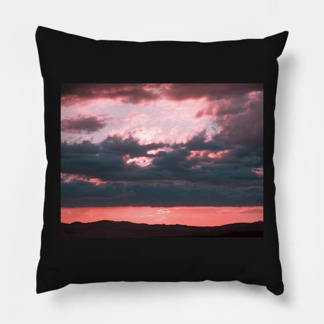 Pink sky Pillow by bunlinked