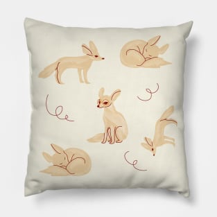 fennec pattern Pillow