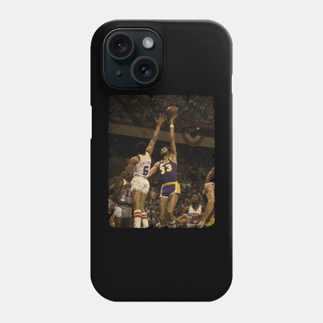 Erving vs Abdul Jabbar Phone Case by Wendyshopart