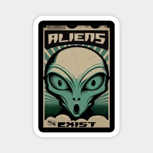 Aliens Exists Magnet