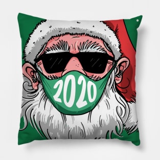 Santa Claus in facemask 2020 Pillow