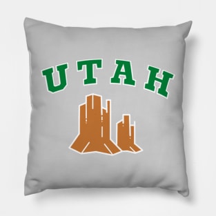 Text Utah with montauns Pillow