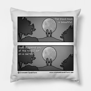 Blood moon Pillow