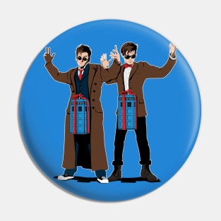 Doc In A Box: Tardis Lovers Pin