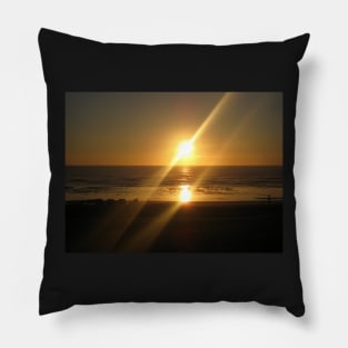 Sun's Reflection Over Yachats Pillow