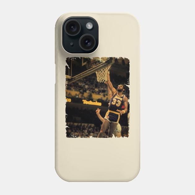 Kareem Abdul Jabbar - Vintage Design Of Basketball Phone Case by JULIAN AKBAR PROJECT