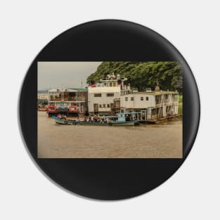 Harbour Scene Pin