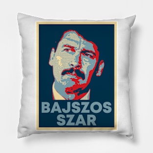 Áder János Bajszos Szar Pillow