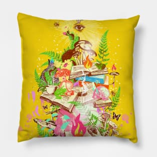 SURREAL KNOWLEDGE II Pillow