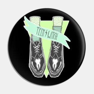 Teen ϟ Witch Pin