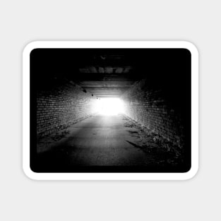 Light at the end of the tunnel Magnet