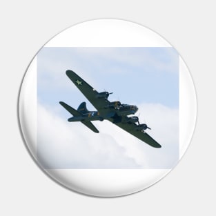 Boeing B-17 Flying Fortress Pin