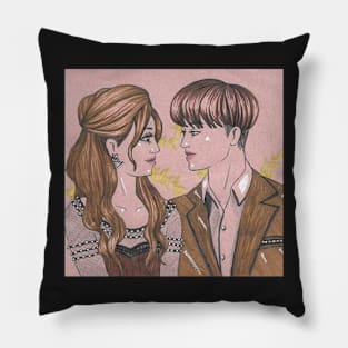 Gaze of Love Pillow