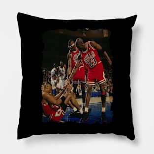 Scottie Pippen , Michael Jordan and Horace Grant Pillow