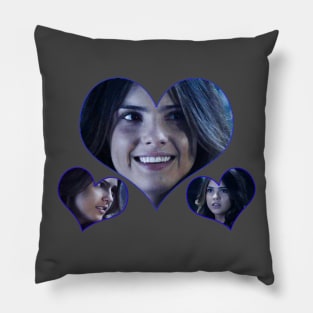 Malia hearts Pillow