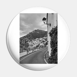 Positano black and white Pin