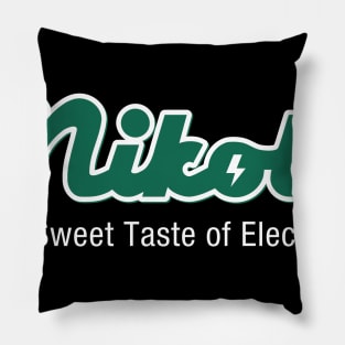 Nikola Pillow