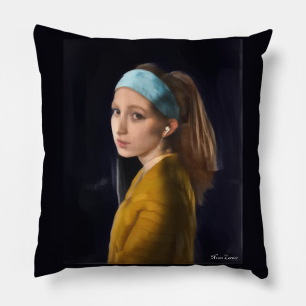 Girl With the Pearl Earphones Pillow by noaml1