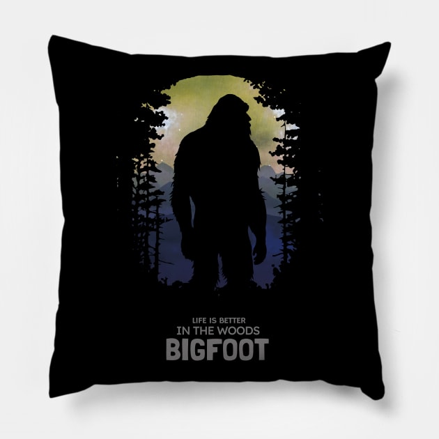 I am the legend that walks in silence Pillow by KewaleeTee