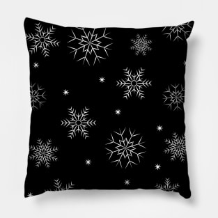 Black and white snowflake winter pattern Pillow