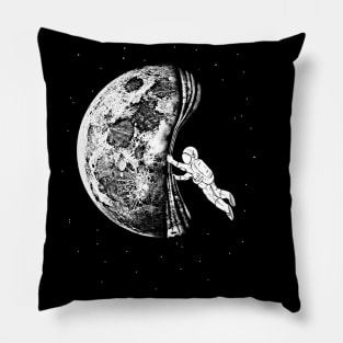 Astronaut The night has come Pillow