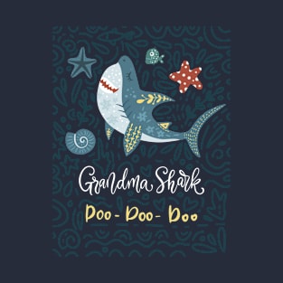 Grandma Shark Doo Doo Doo T-Shirt