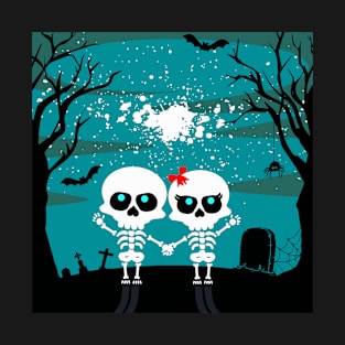 Spooky couple at night T-Shirt