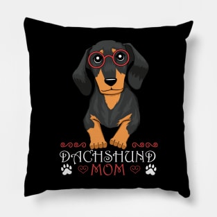 Dachshund Mom Cute Wiener dog Pillow