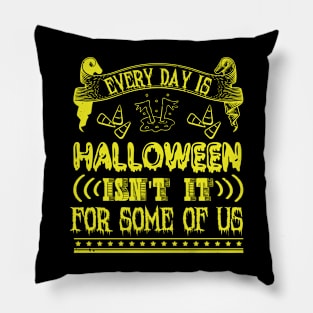 Halloween 4 Pillow