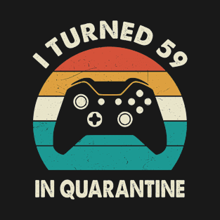 I Turned 59 In Quarantine - Sunset Retro Vintage 1961 59th Birthday Gift T-Shirt