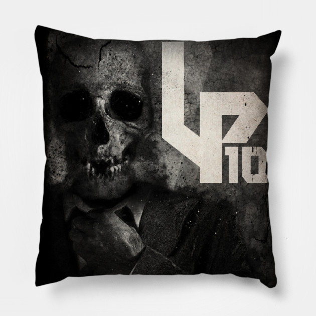 Living Paranormal Skull