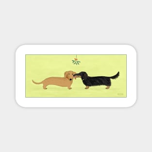 Dachshund Mistletoe Kiss | Cute Wiener Dogs Christmas Holiday Magnet