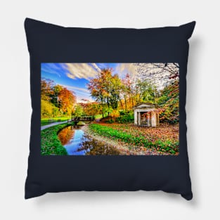 Hubbards Hills, Louth, Autumn Leaves Pillow