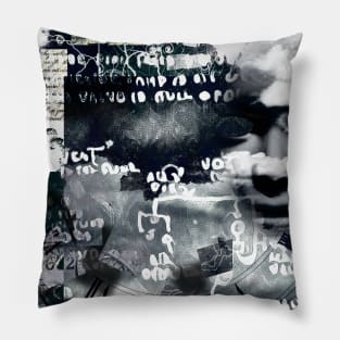 The mystery of time Pillow