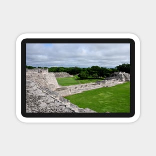 Site archéologique d'Edzna, Campeche, Mexique Magnet