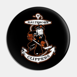 Clippers Hockey Pin