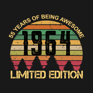 55 Years Of Being Awesome Limited Edition 55th Birthday Gift T-Shirt