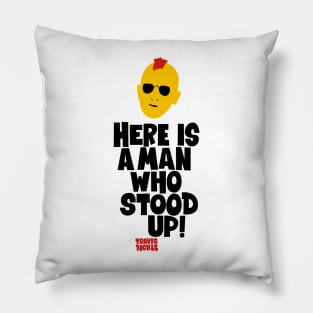 Taxi Driver 'Here Is a Man Who Stood Up ‚ Shirt Design - Martin Scorsese Classic Pillow