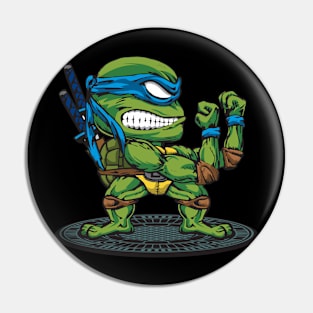 FIGHTING TURTLE LEONARDO Pin