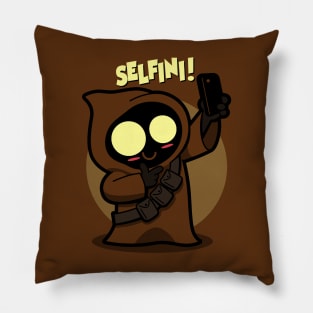 Selfini Cute Funny Alien Taking A Selfie Pillow