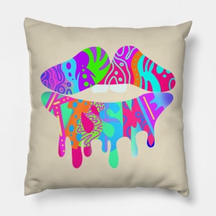 Kiss me Pillow