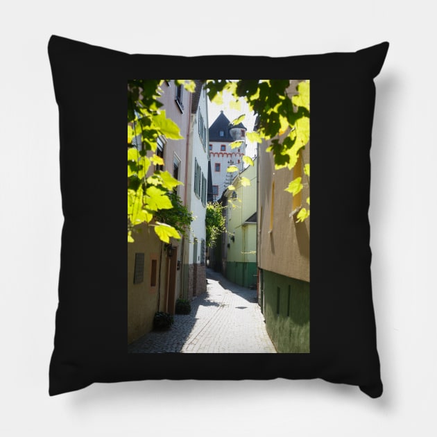 Old town, alley, St. Goarshausen, Middle Rhine, Rhine, Rhineland-Palatinate, Germany Pillow by Kruegerfoto