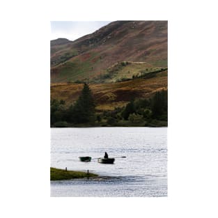 Rowing to shore, Loch Long near Dornie, Highlands of Scotland T-Shirt